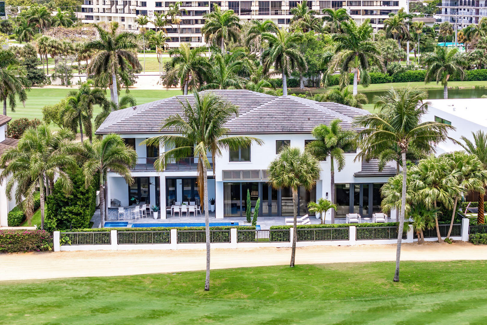 ROYAL PALM YACHT & COUNTRY CLUB - Residential