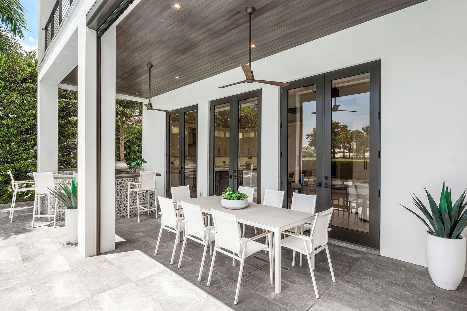 ROYAL PALM YACHT & COUNTR - Residential