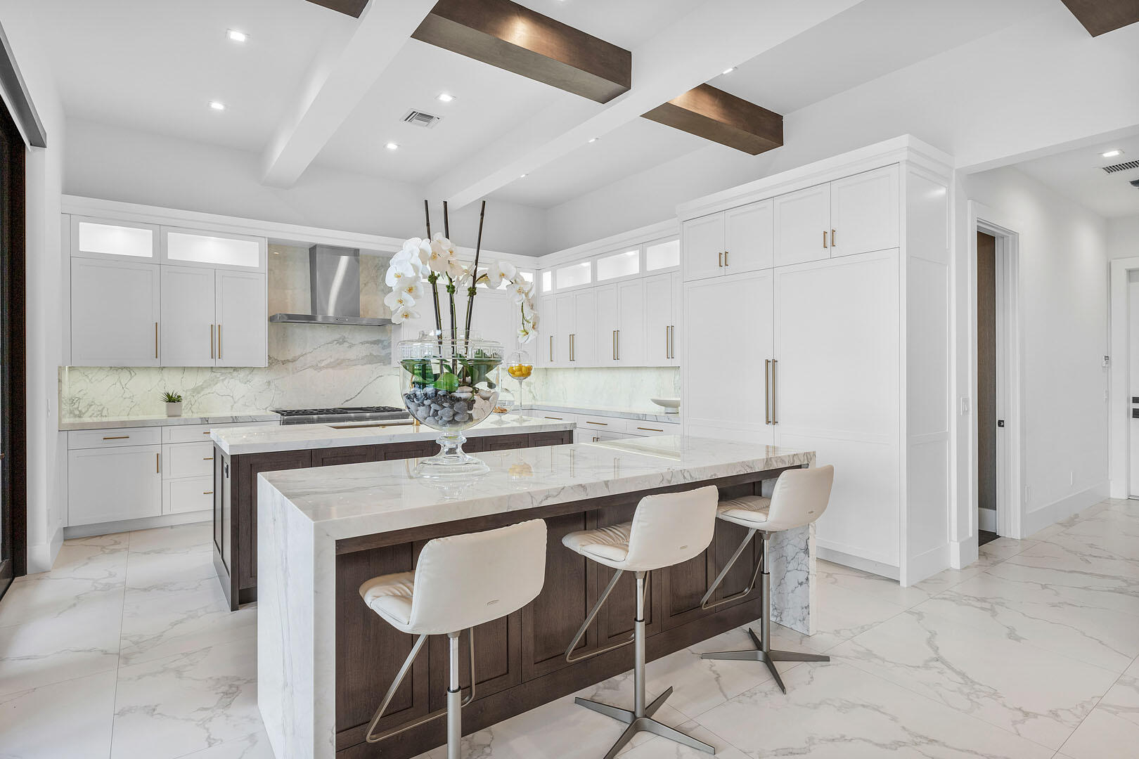 ROYAL PALM YACHT & COUNTRY CLUB - Residential