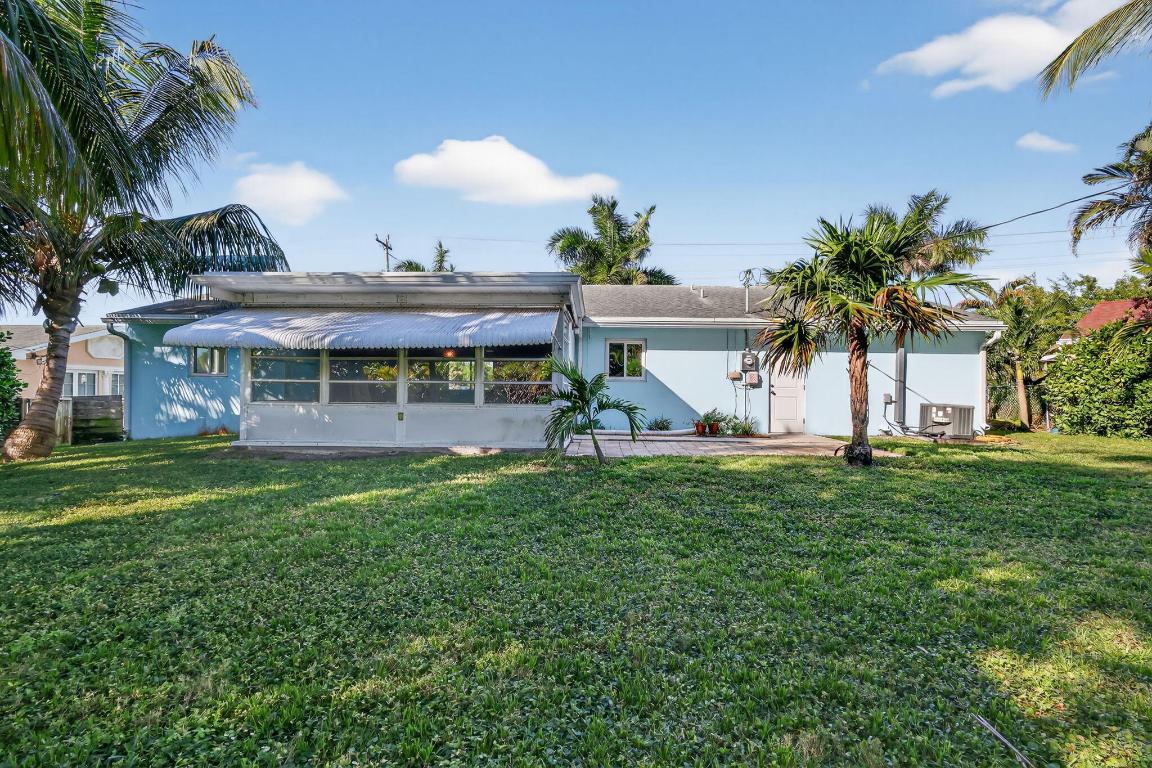 LAKE WORTH HGTS - Residential