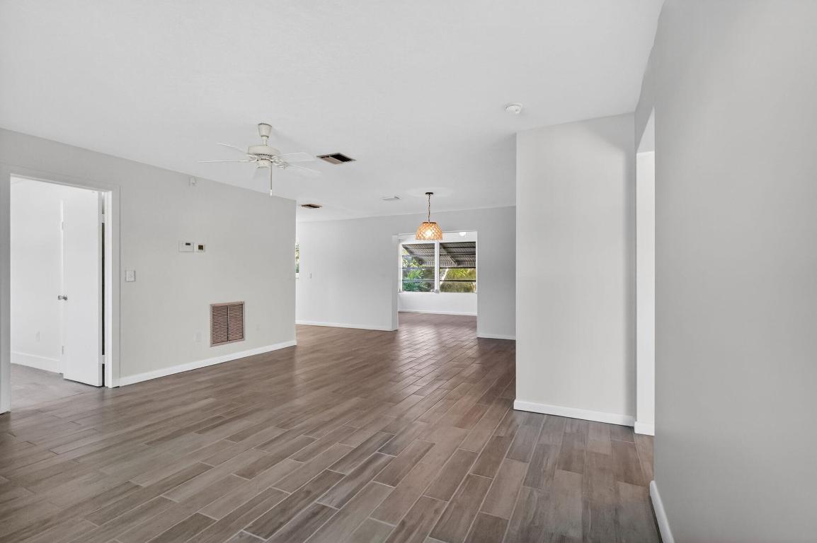 LAKE WORTH HGTS - Residential