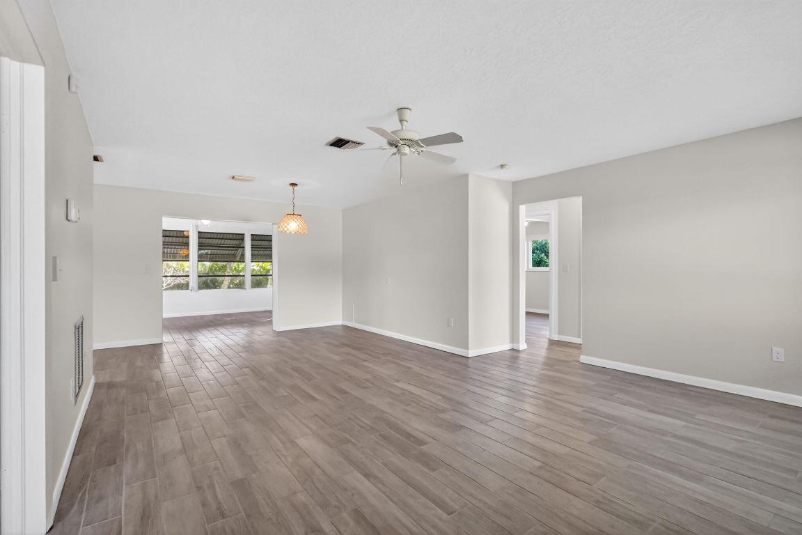 LAKE WORTH HGTS - Residential