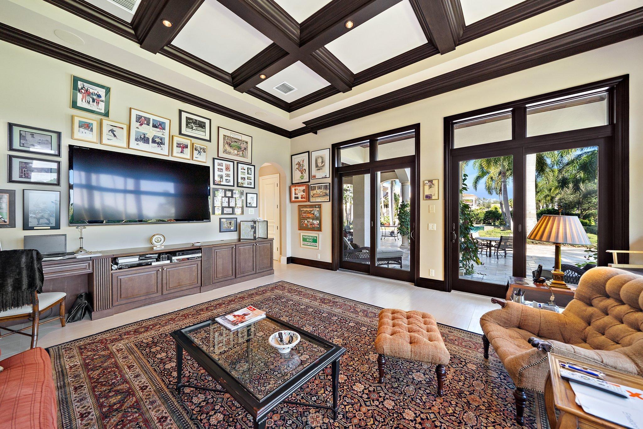 OLD PALM 3 - Residential