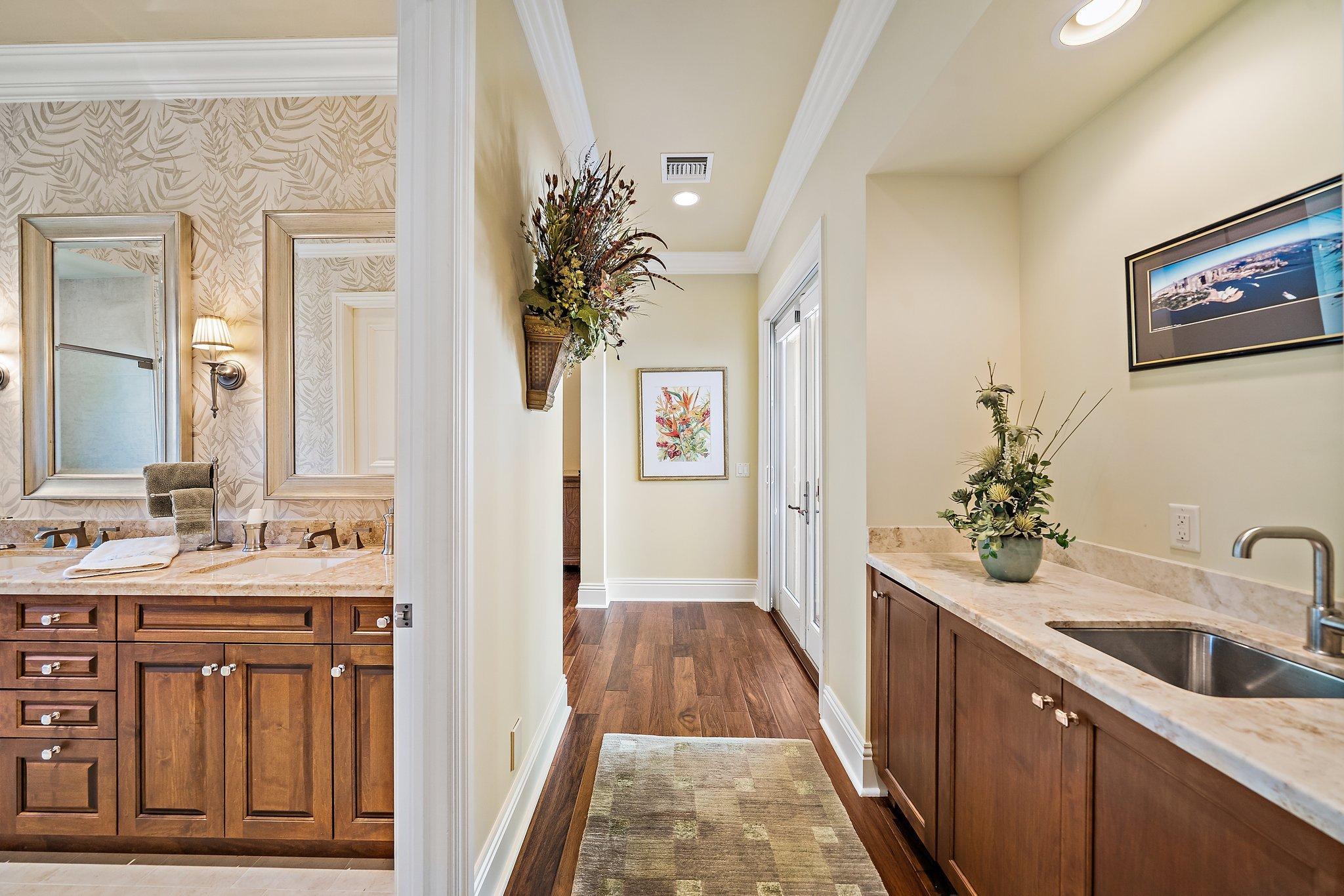 OLD PALM 3 - Residential