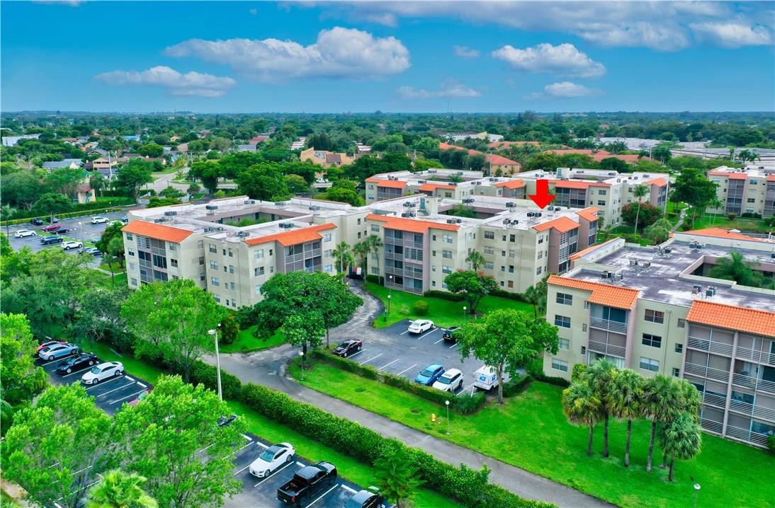 Courtyards of Broward - Residential