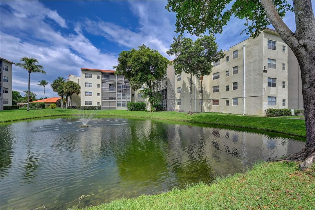 Courtyards of Broward - Residential