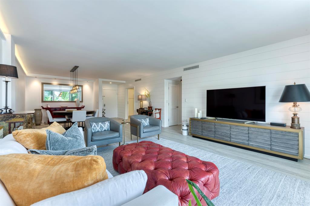 WINTHROP HOUSE CONDO - Residential