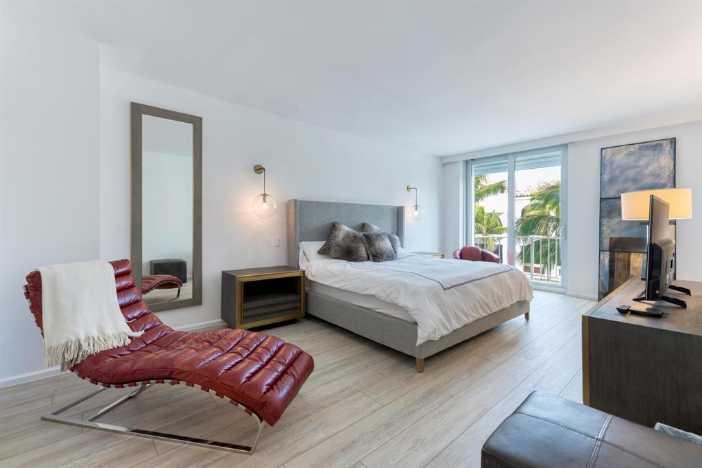 WINTHROP HOUSE CONDO - Residential