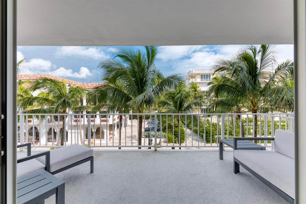 WINTHROP HOUSE CONDO - Residential