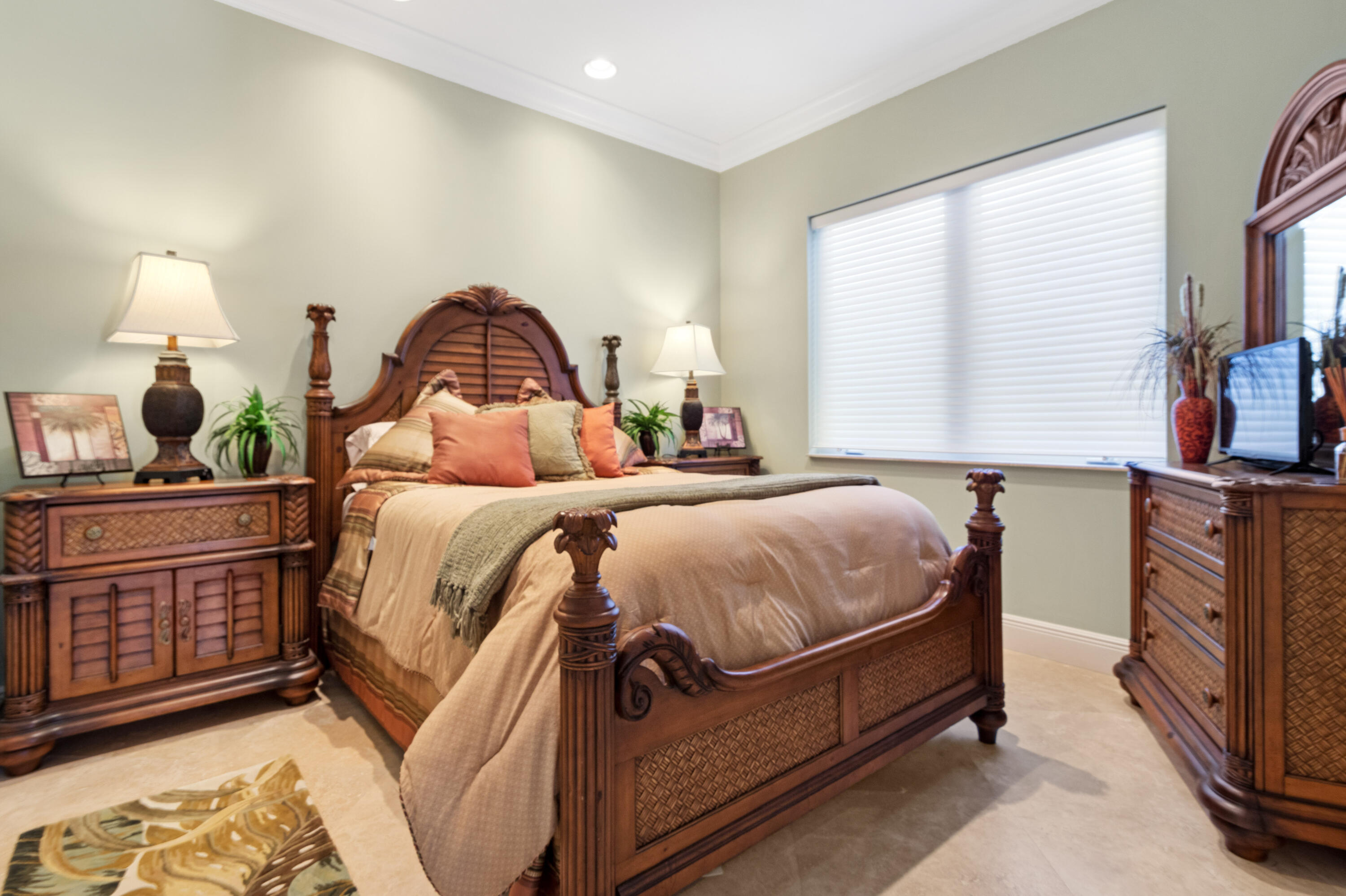 SNUG HARBOR SEC ONE - Residential