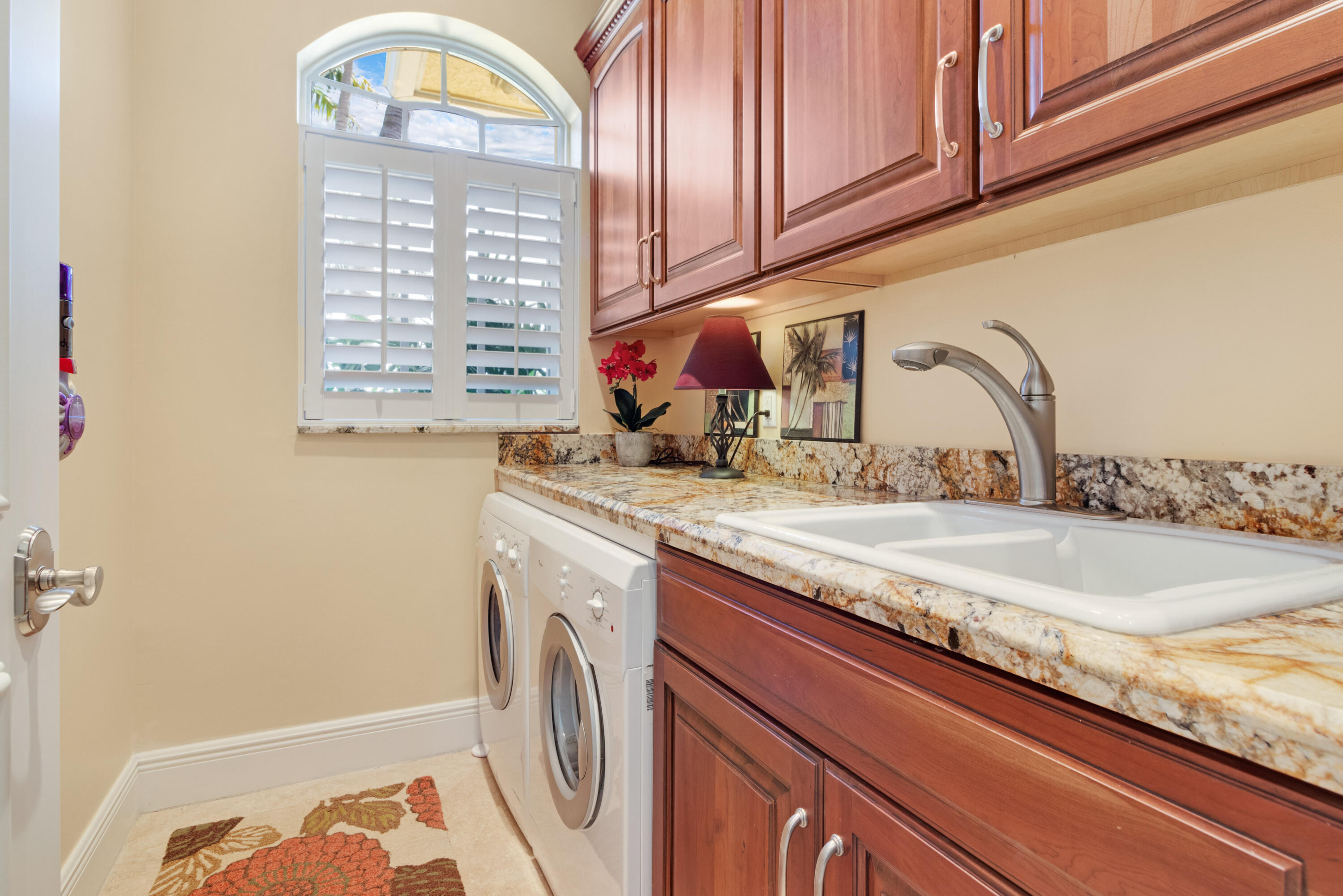 SNUG HARBOR SEC ONE - Residential