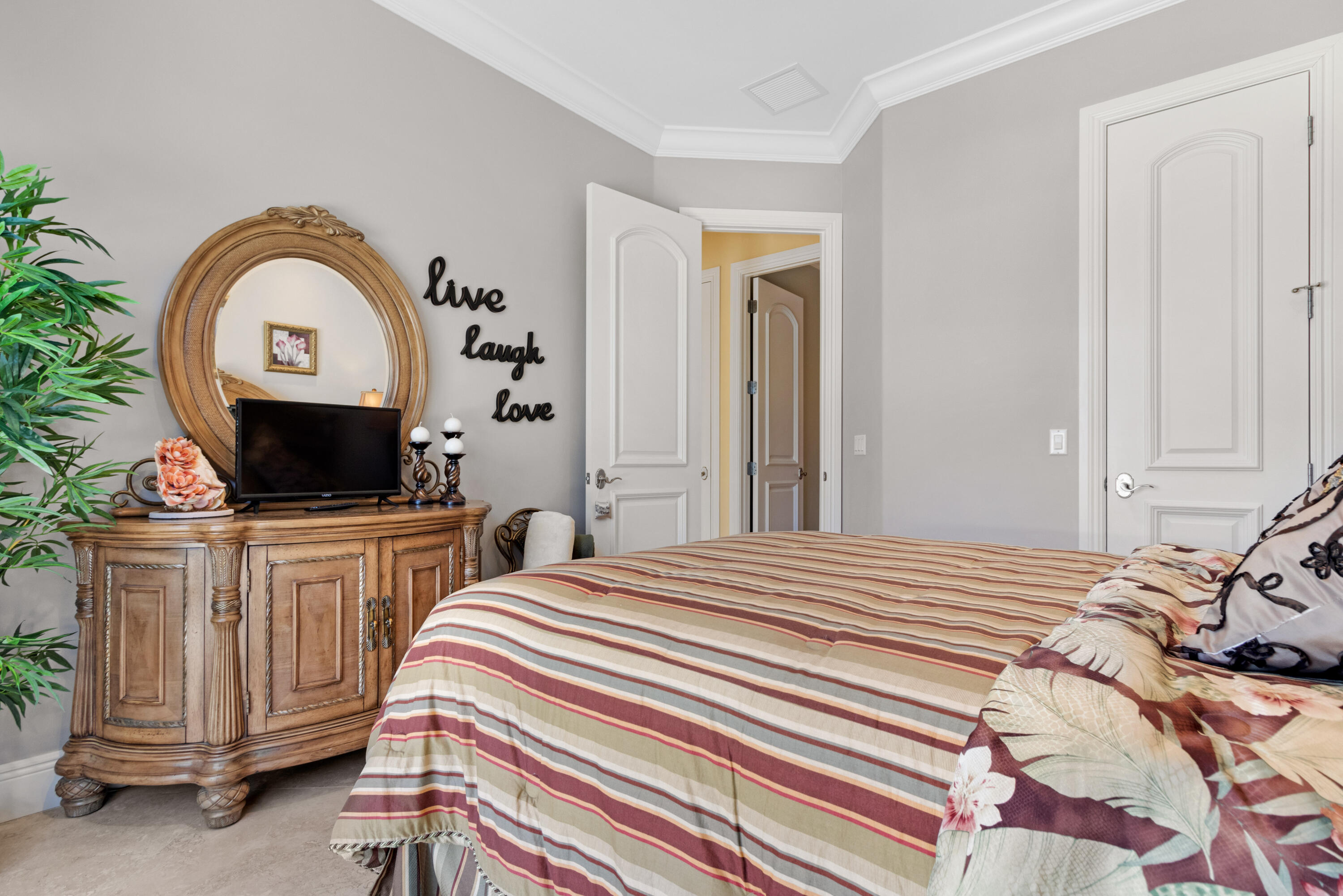 SNUG HARBOR SEC ONE - Residential