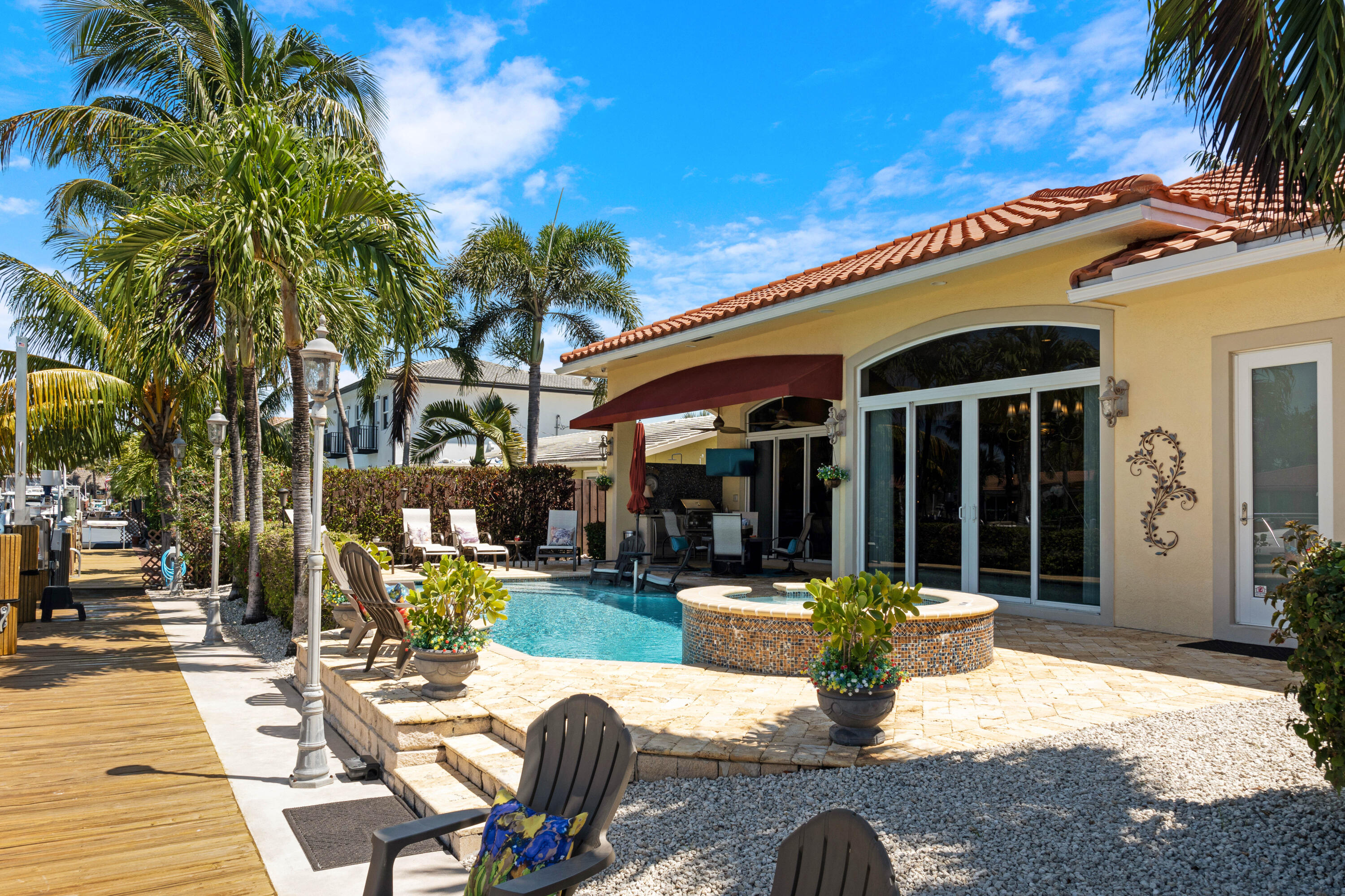 SNUG HARBOR SEC ONE - Residential