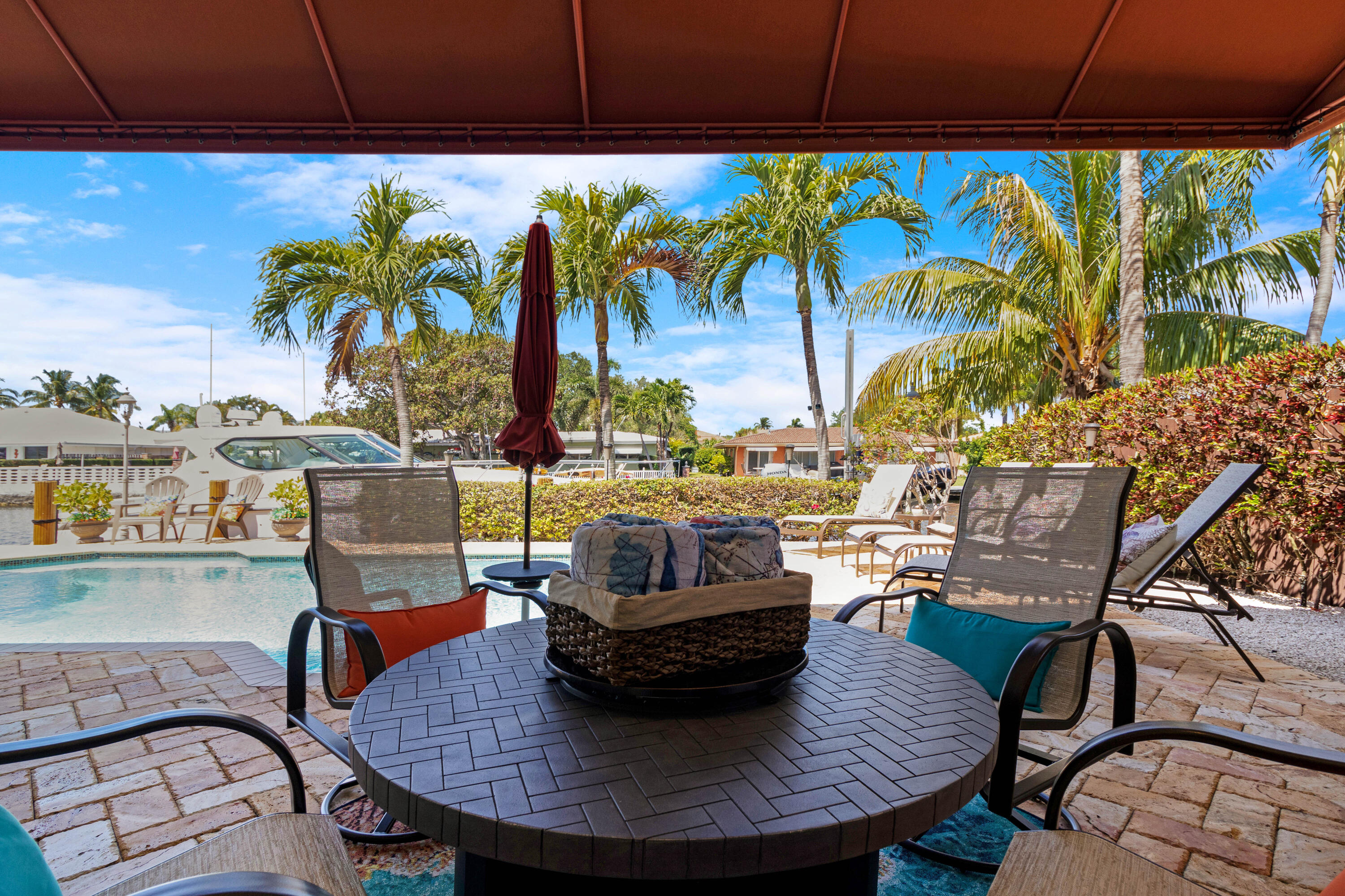 SNUG HARBOR SEC ONE - Residential