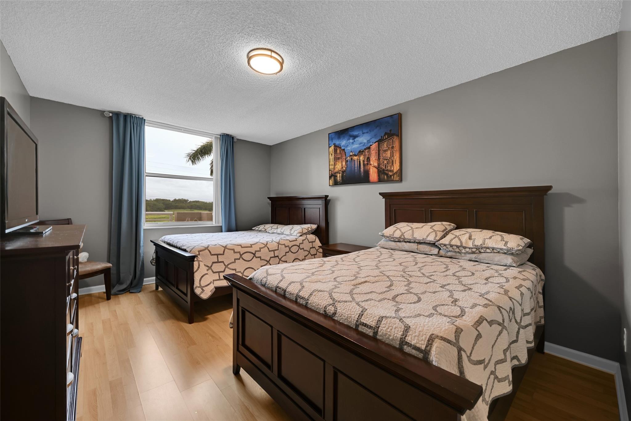 Sheridan Ocean Club - Residential