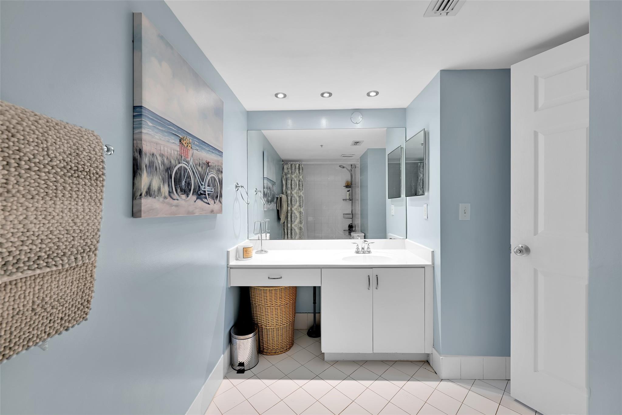 Sheridan Ocean Club - Residential