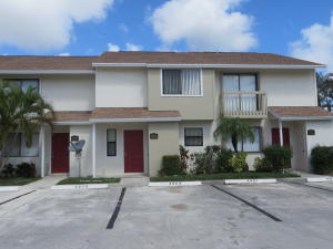 NICE AND CLEAN 2 BEDROOMS 2 BATHROOMS TOWNHOME CERAMIC TILE FIRST FLOOR CARPET UPSTAIRS. QUIET COMMUNITY WITH POOL, CLUBHOUSE, TENNIS COURT PLAY GROUND. ONE PET ONLY UNDER 20 LBS. READY TO MOVE IN.