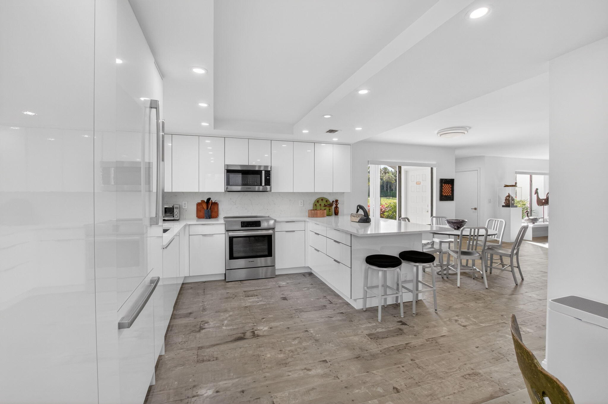 GLENEAGLES CONDO V - Residential