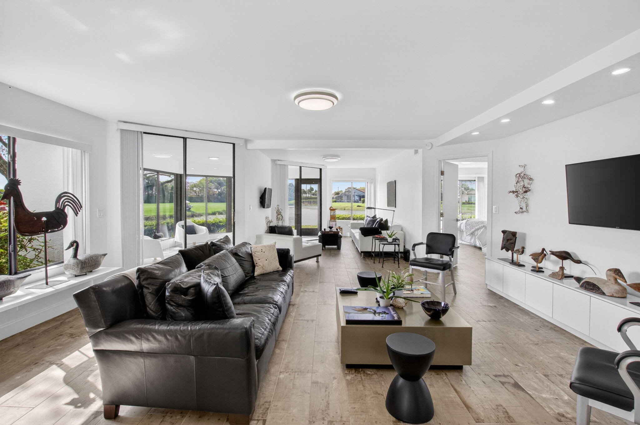 GLENEAGLES CONDO V - Residential