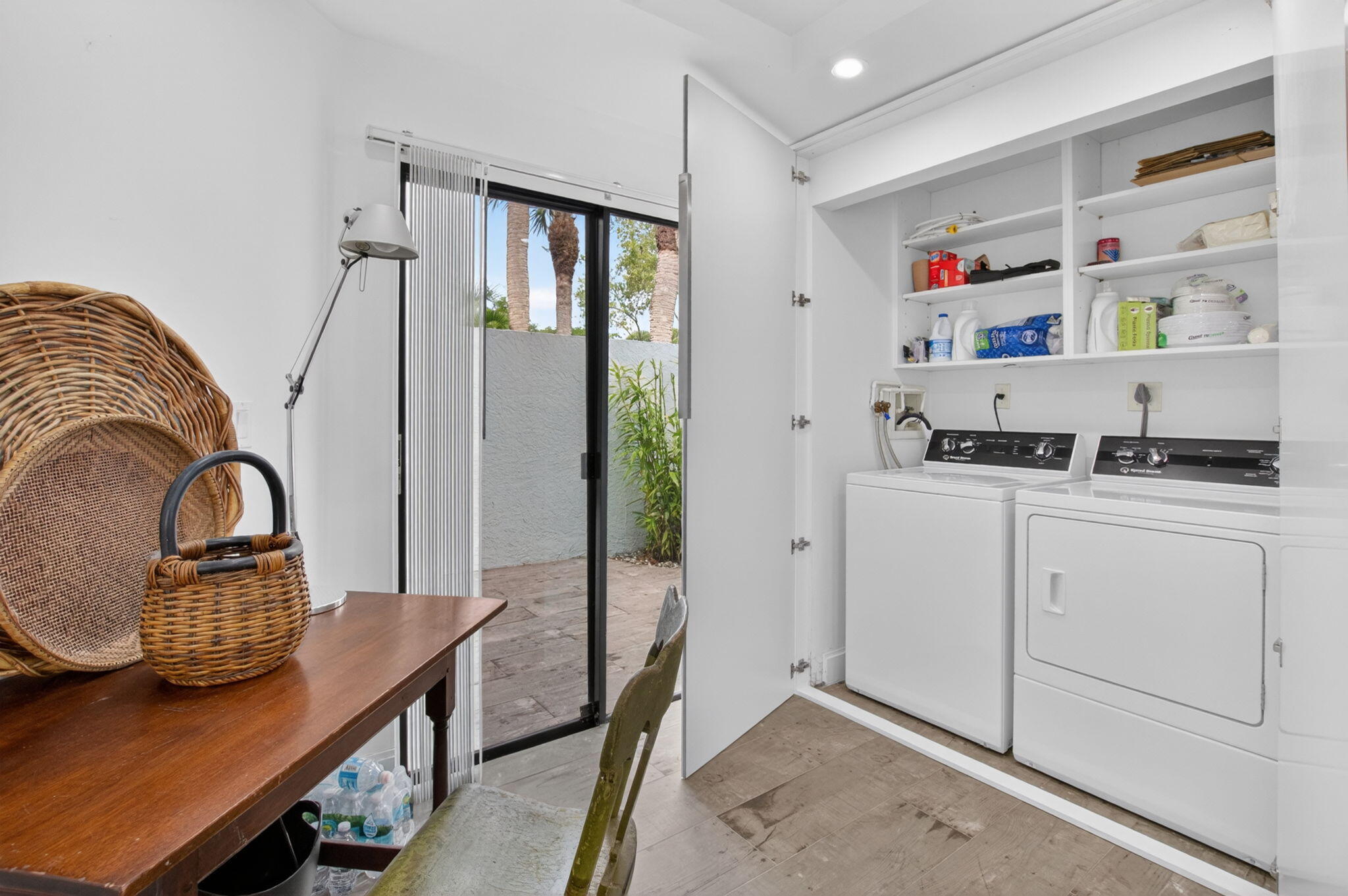GLENEAGLES CONDO V - Residential