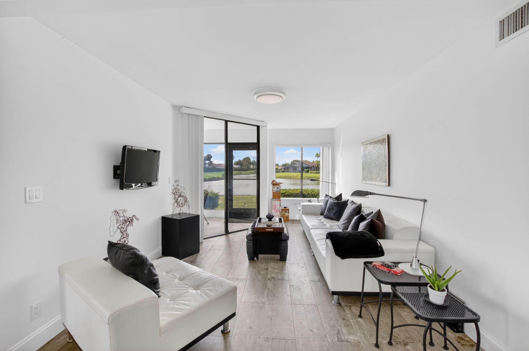 GLENEAGLES CONDO V - Residential