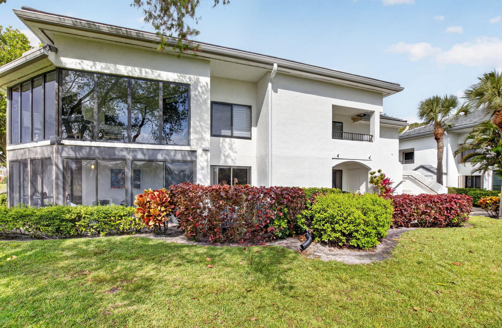 GLENEAGLES CONDO V - Residential