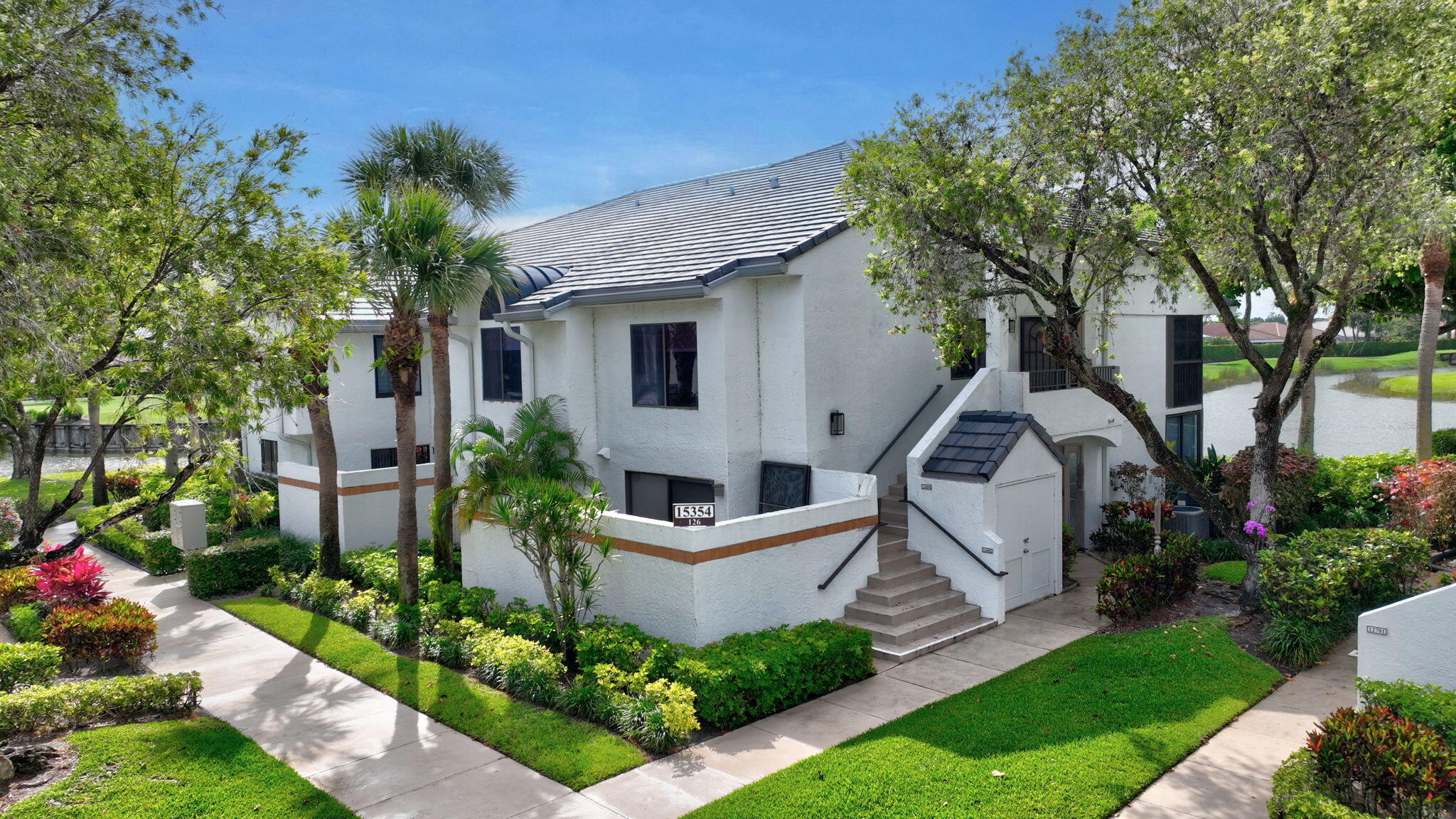 GLENEAGLES CONDO V - Residential