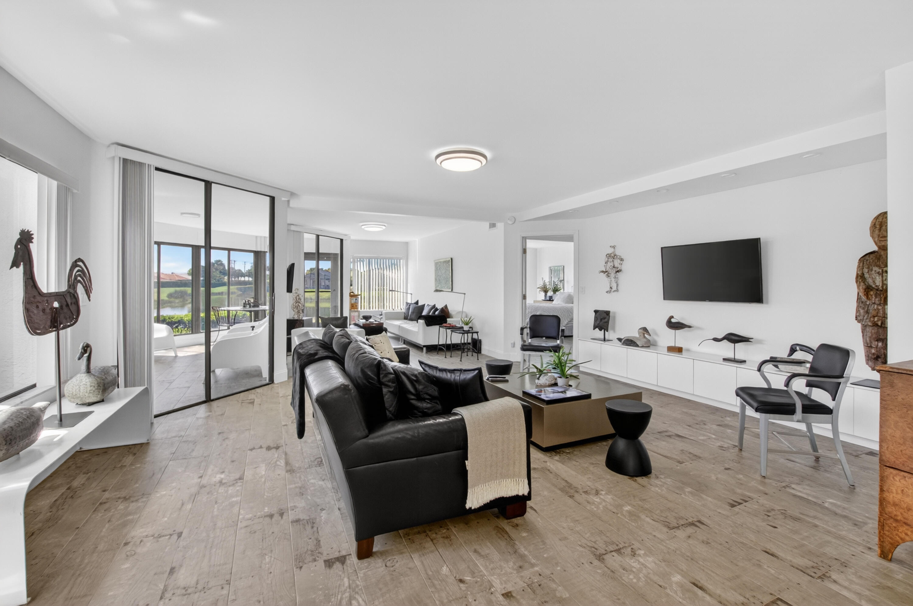 GLENEAGLES CONDO V - Residential