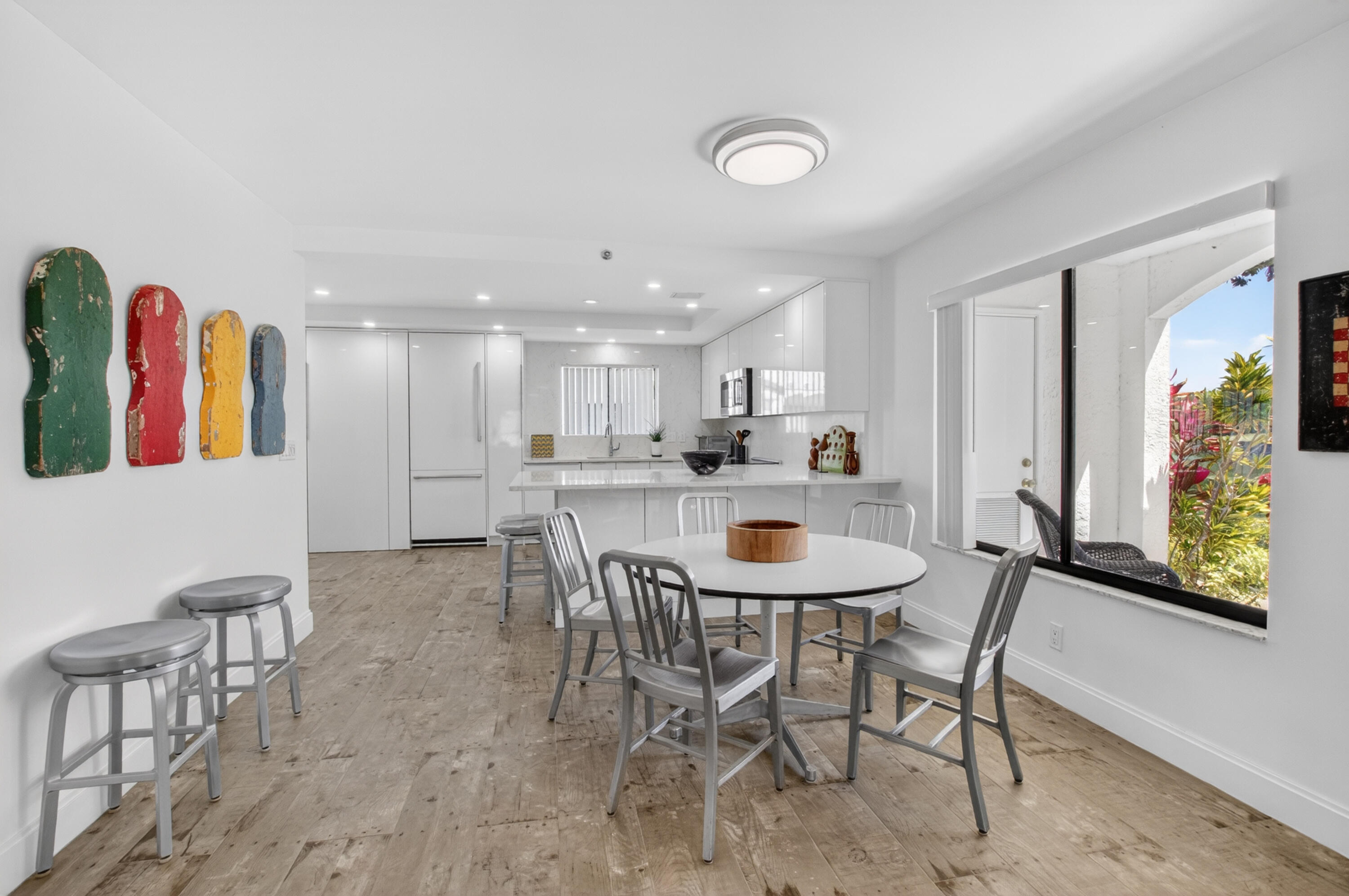 GLENEAGLES CONDO V - Residential