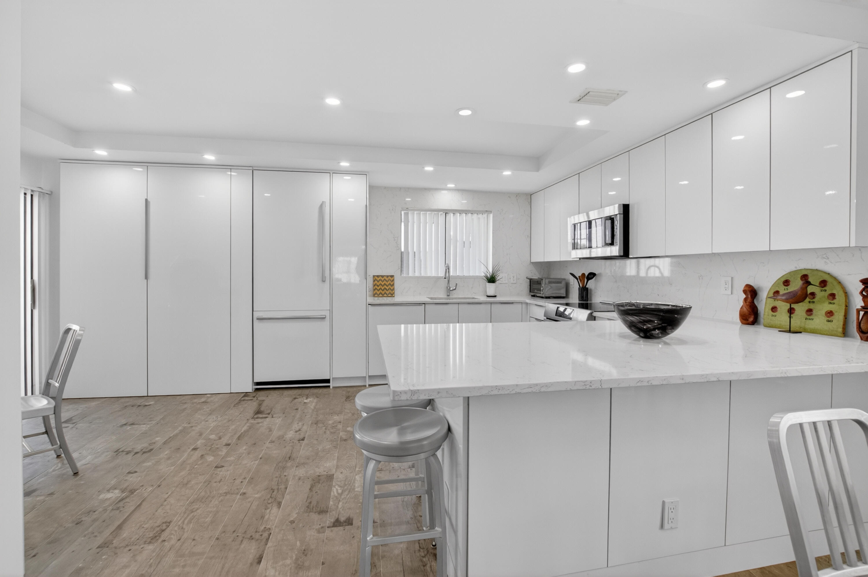 GLENEAGLES CONDO V - Residential