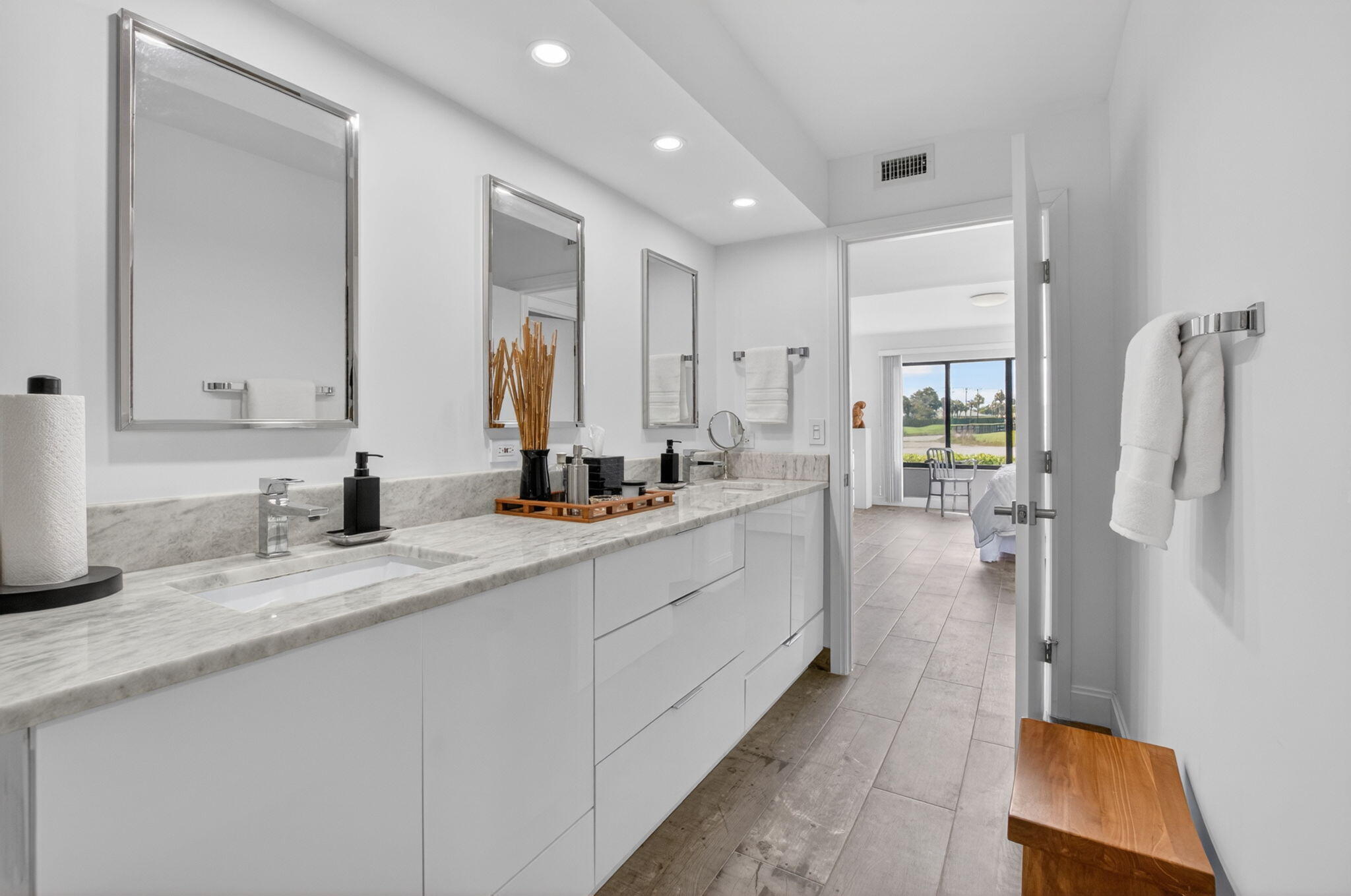 GLENEAGLES CONDO V - Residential