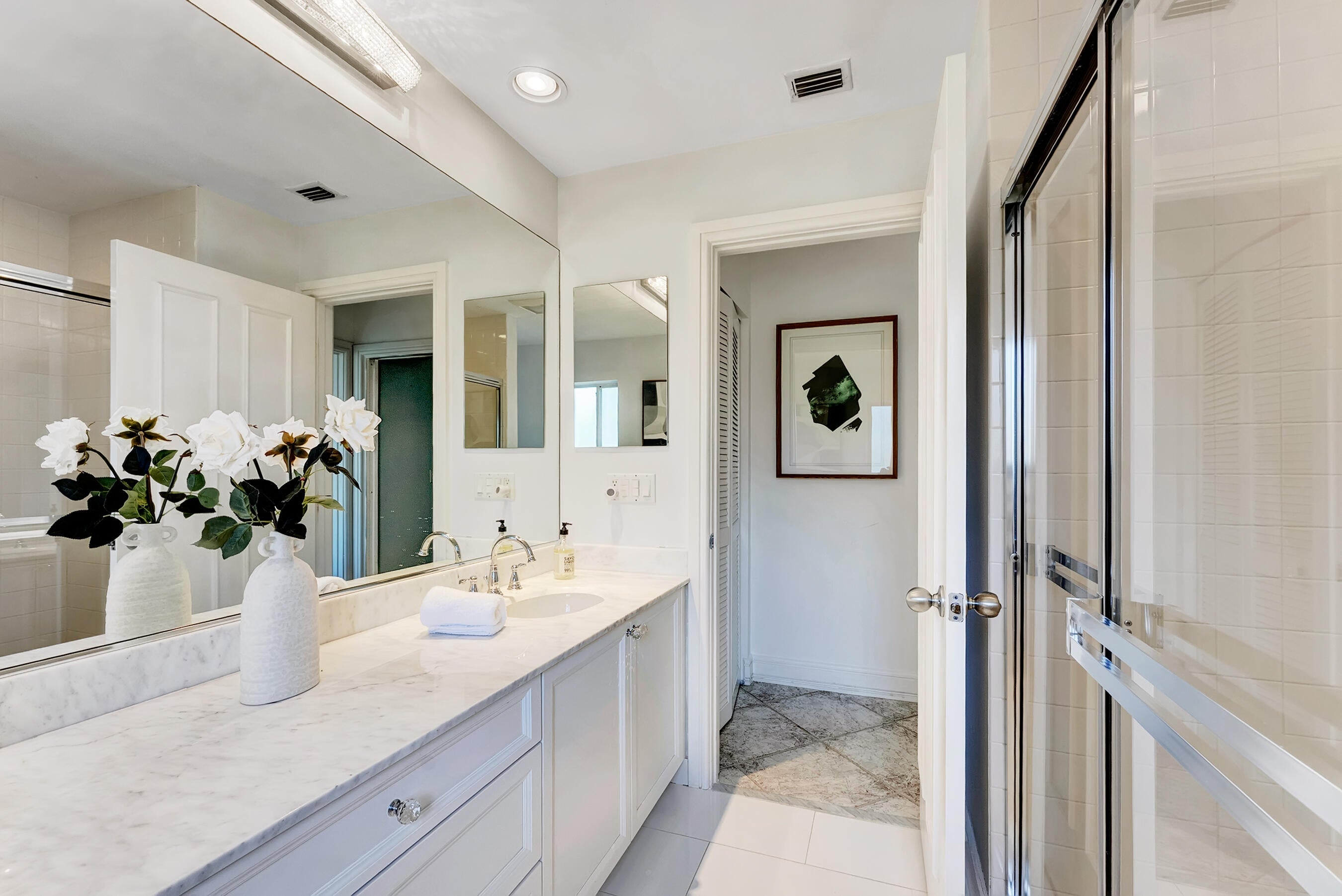 310 SPYGLASS Way