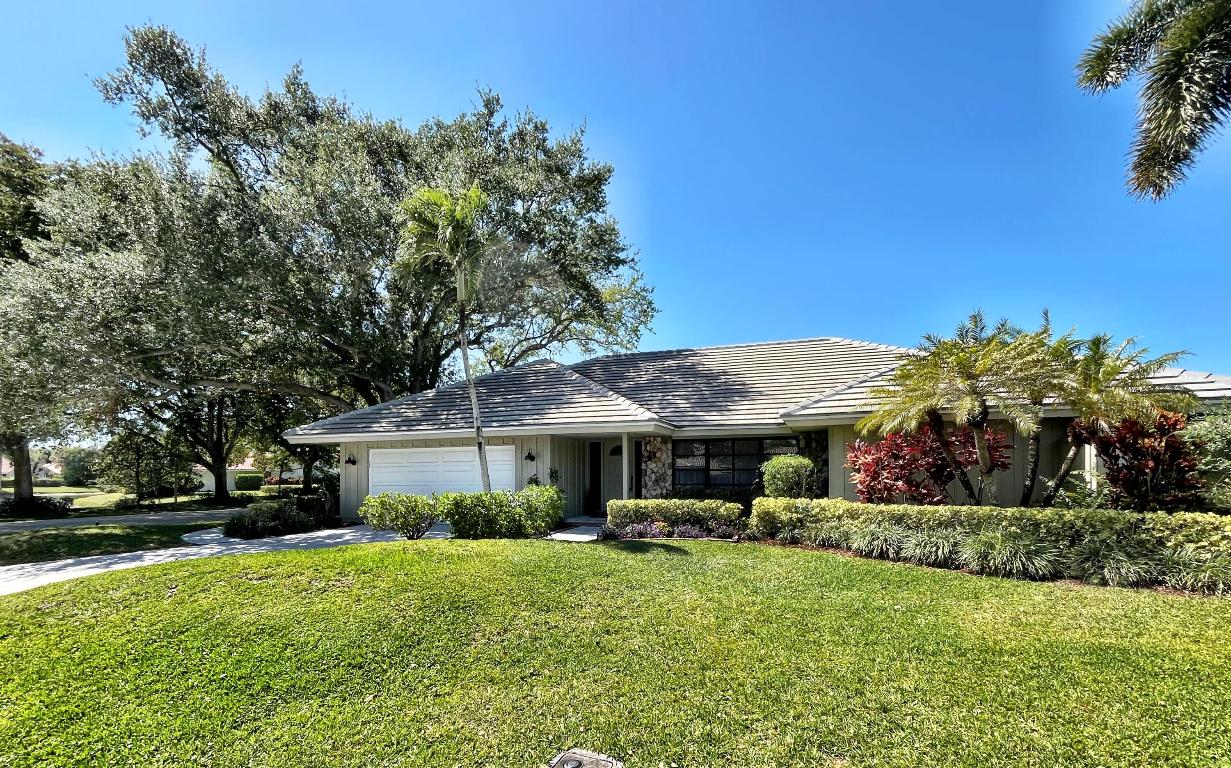 SHADY LAKES - Residential