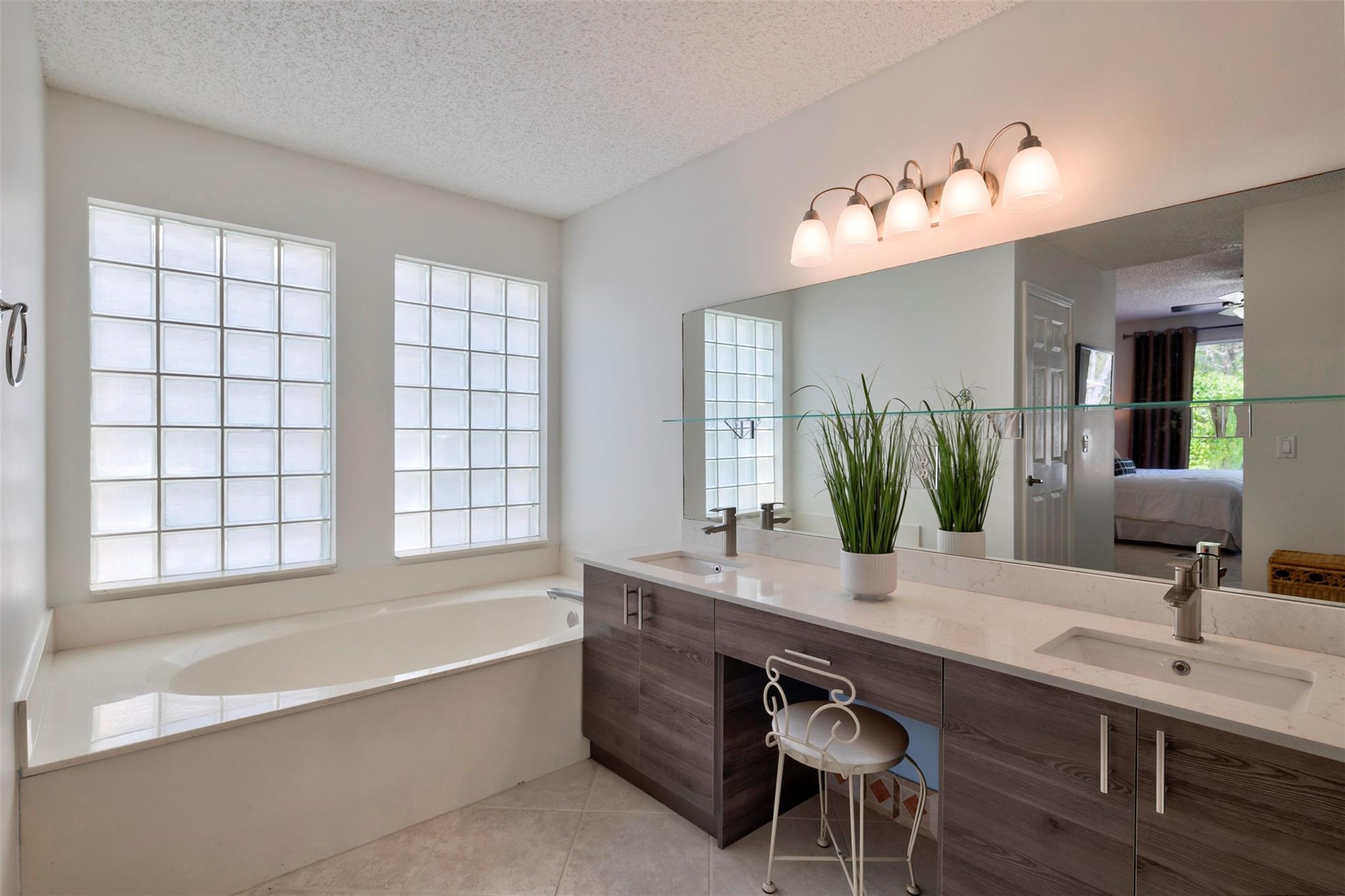 Kensington/KNIGHTSBRIDGE - Residential