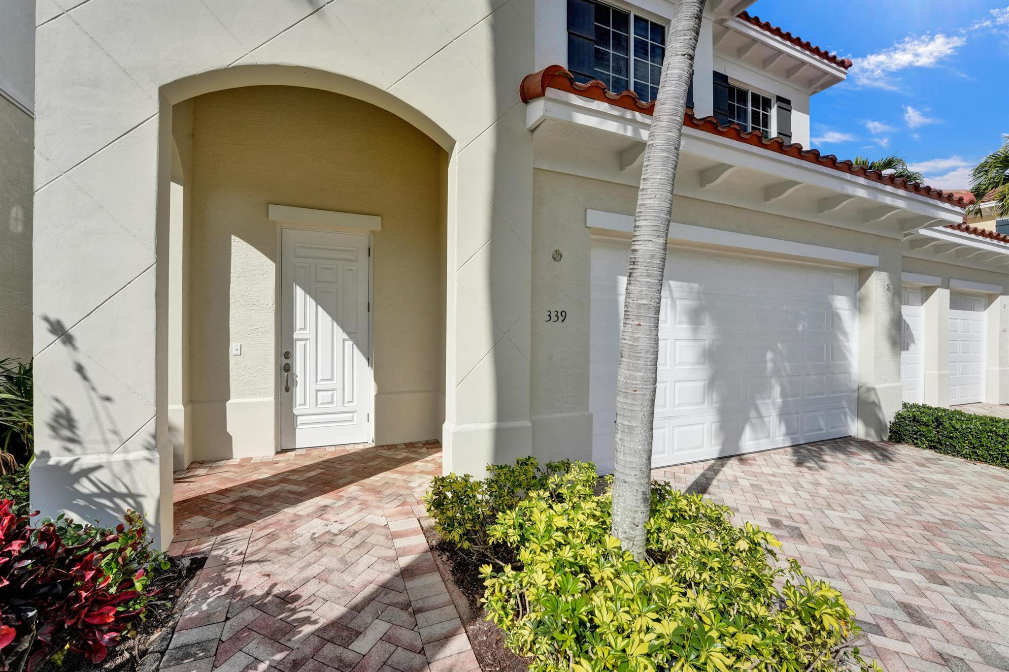 339 Chambord Terrace
