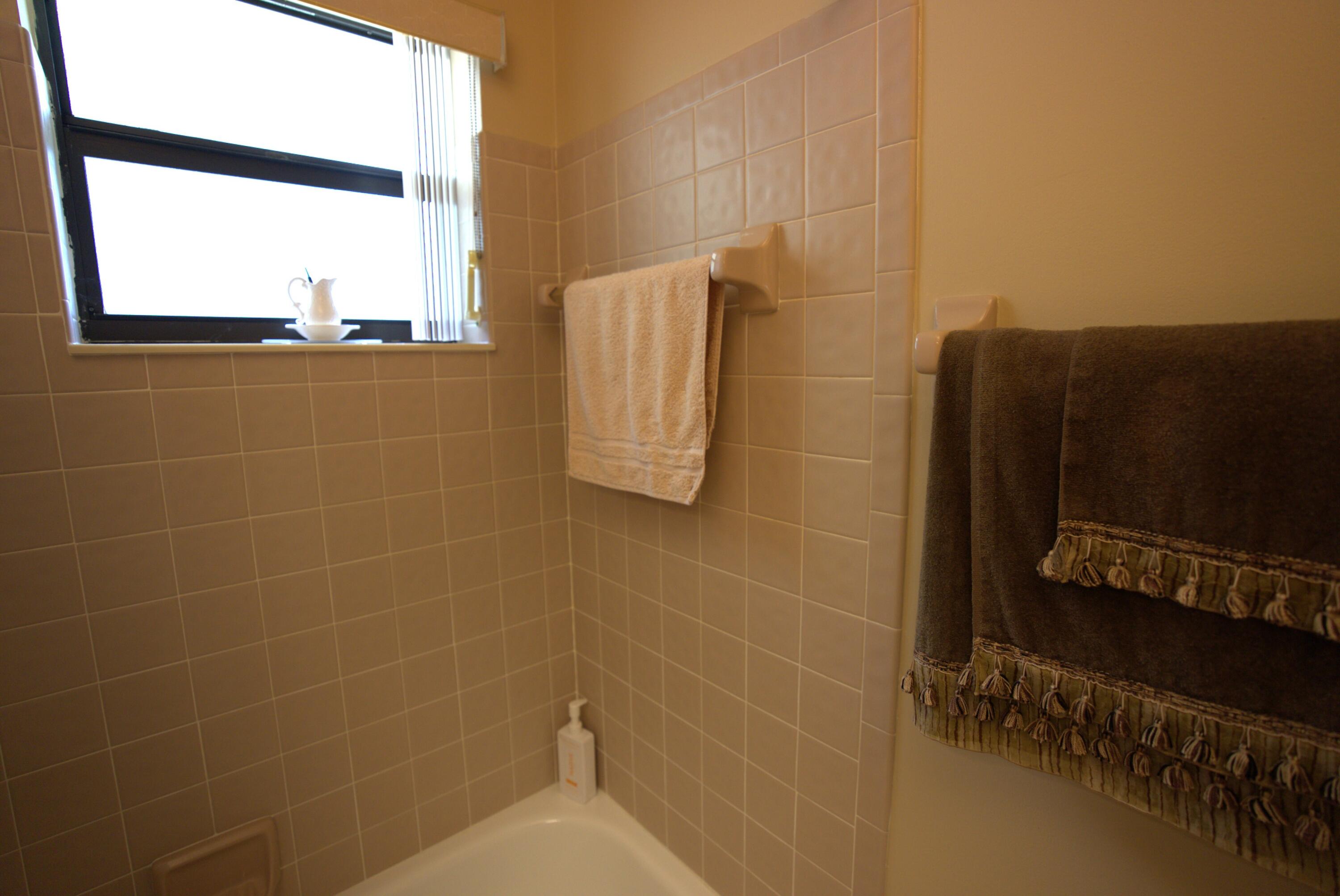 APPLEWOOD VILLAGE IV-D CONDO - Residential