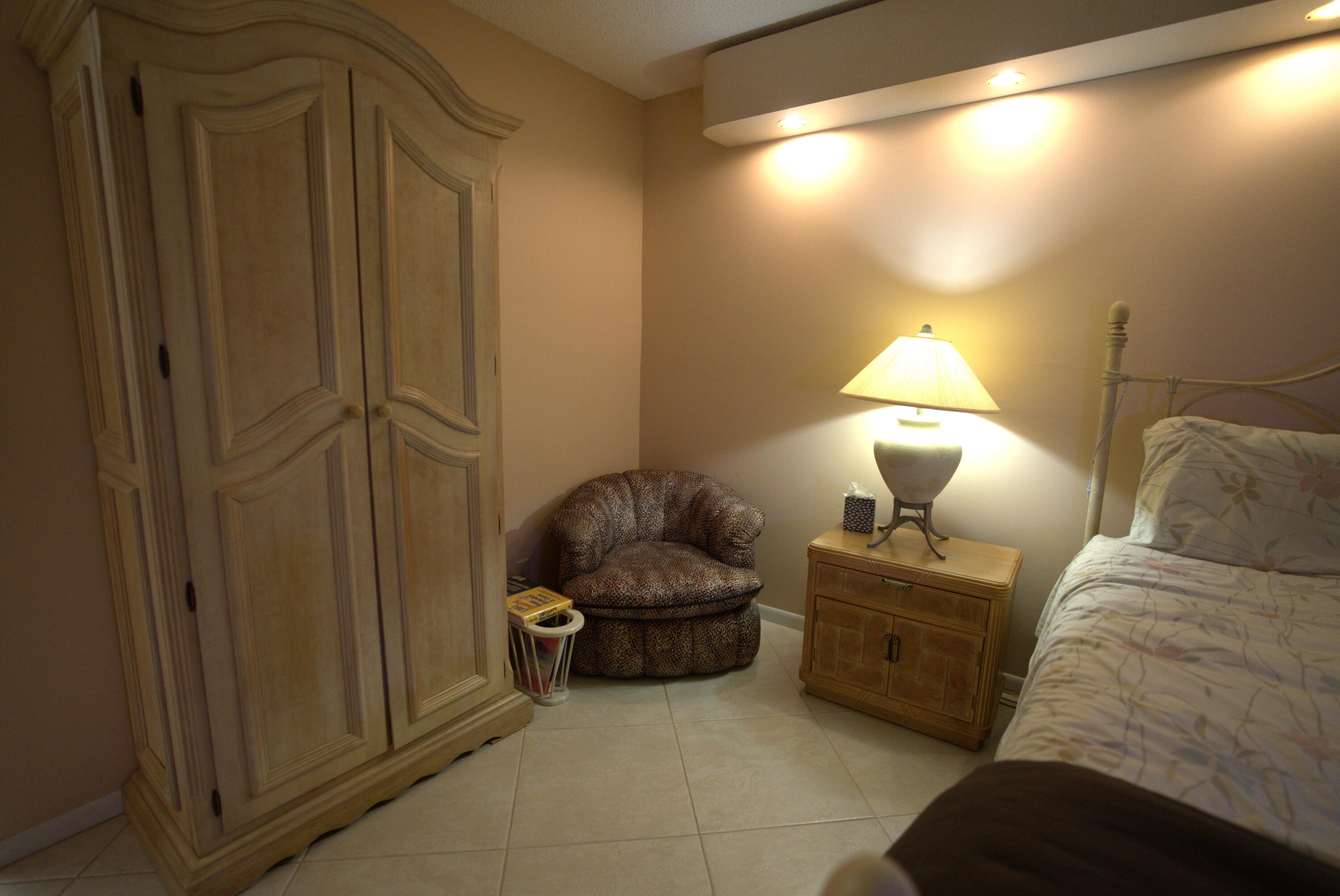 APPLEWOOD VILLAGE IV-D CONDO - Residential