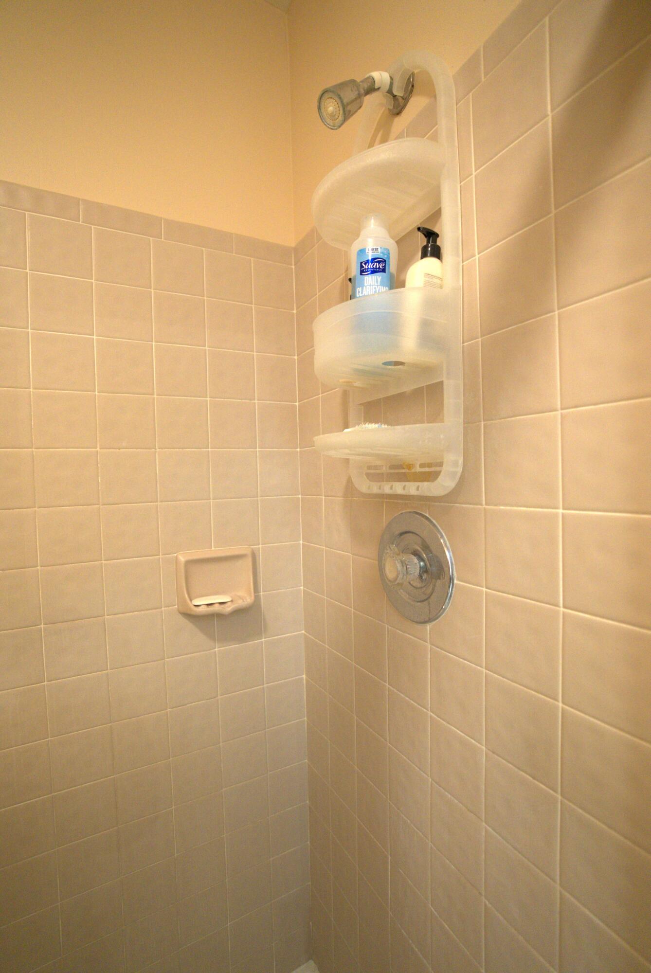 APPLEWOOD VILLAGE IV-D CONDO - Residential