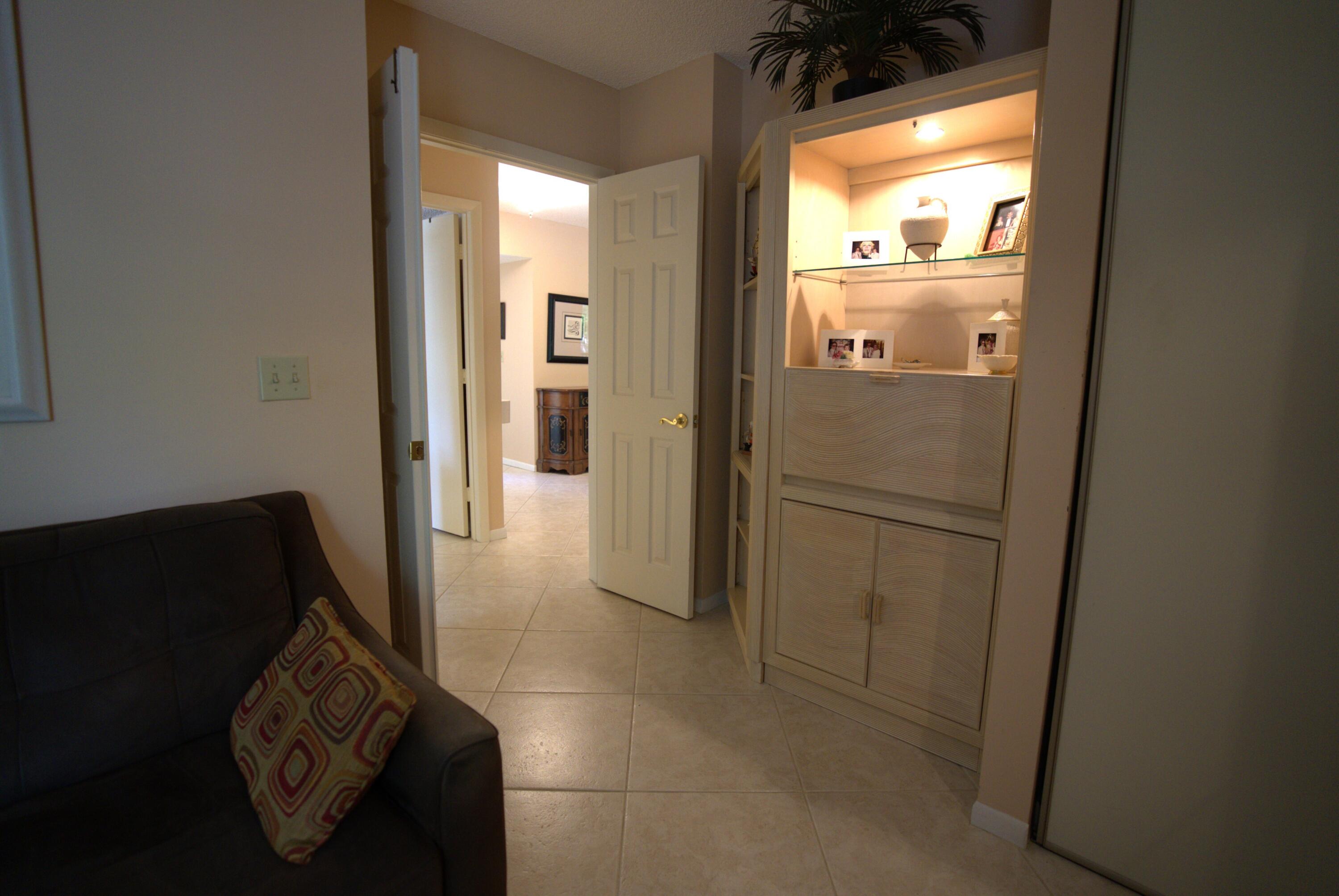 APPLEWOOD VILLAGE IV-D CONDO - Residential