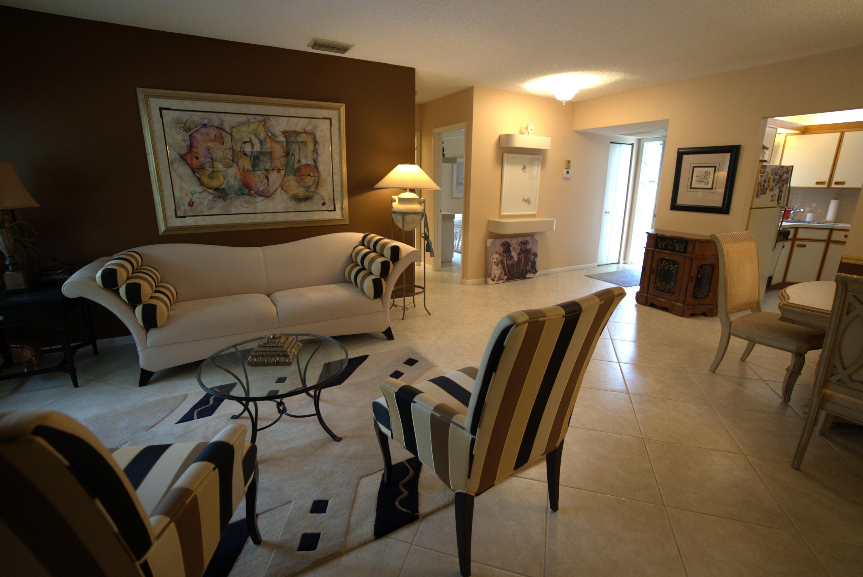 APPLEWOOD VILLAGE IV-D CONDO - Residential