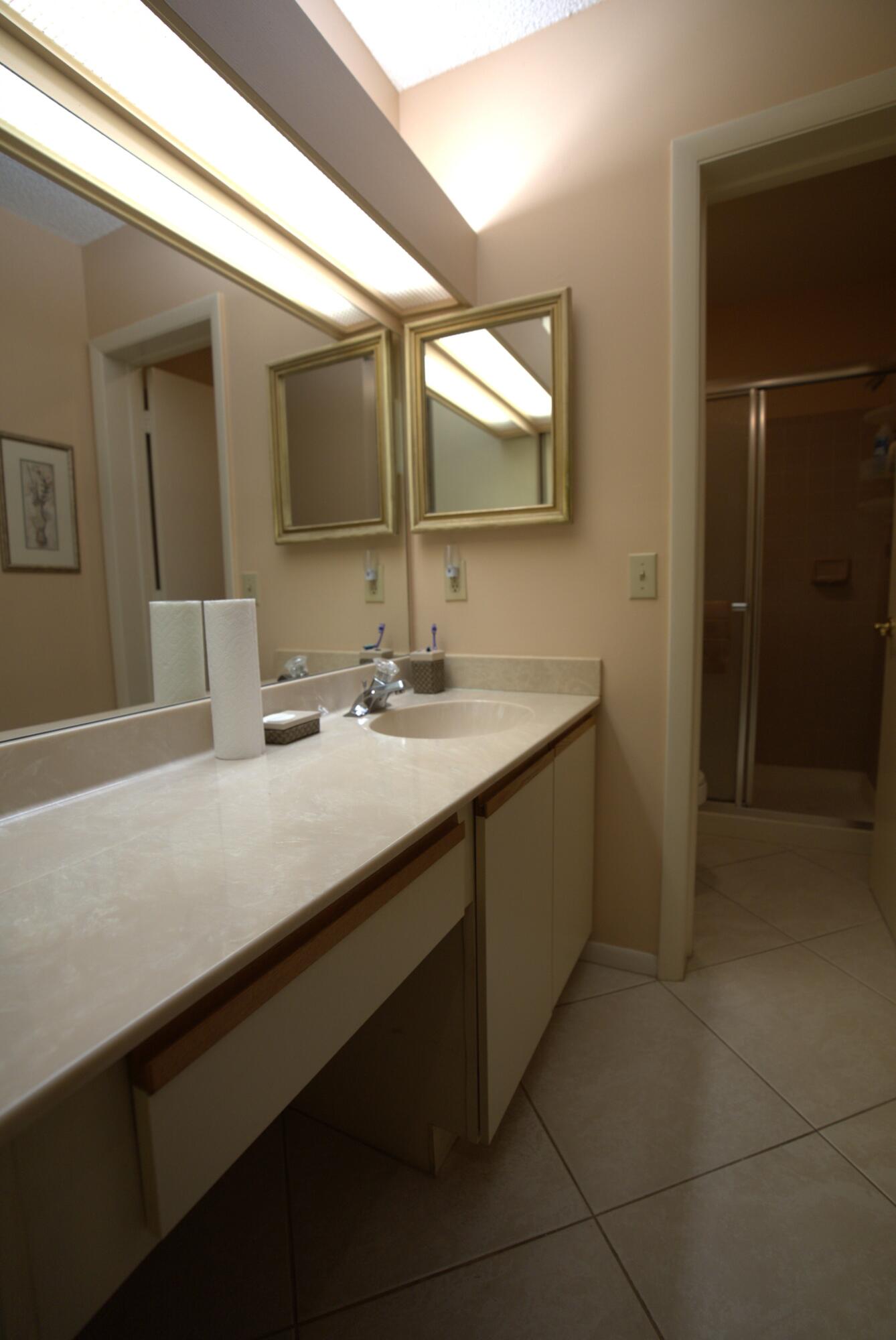 APPLEWOOD VILLAGE IV-D CONDO - Residential