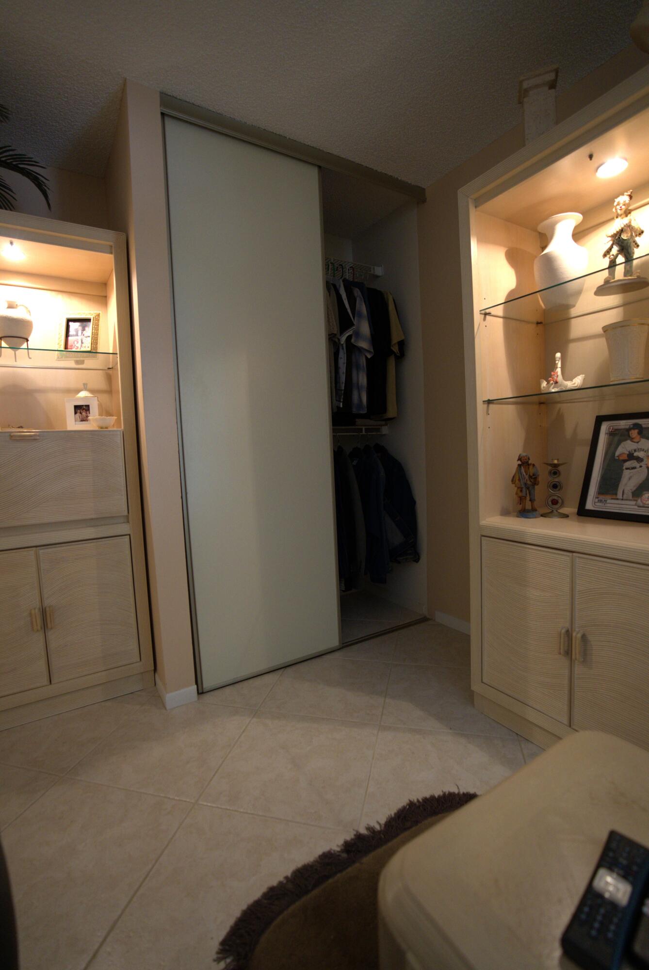 APPLEWOOD VILLAGE IV-D CONDO - Residential