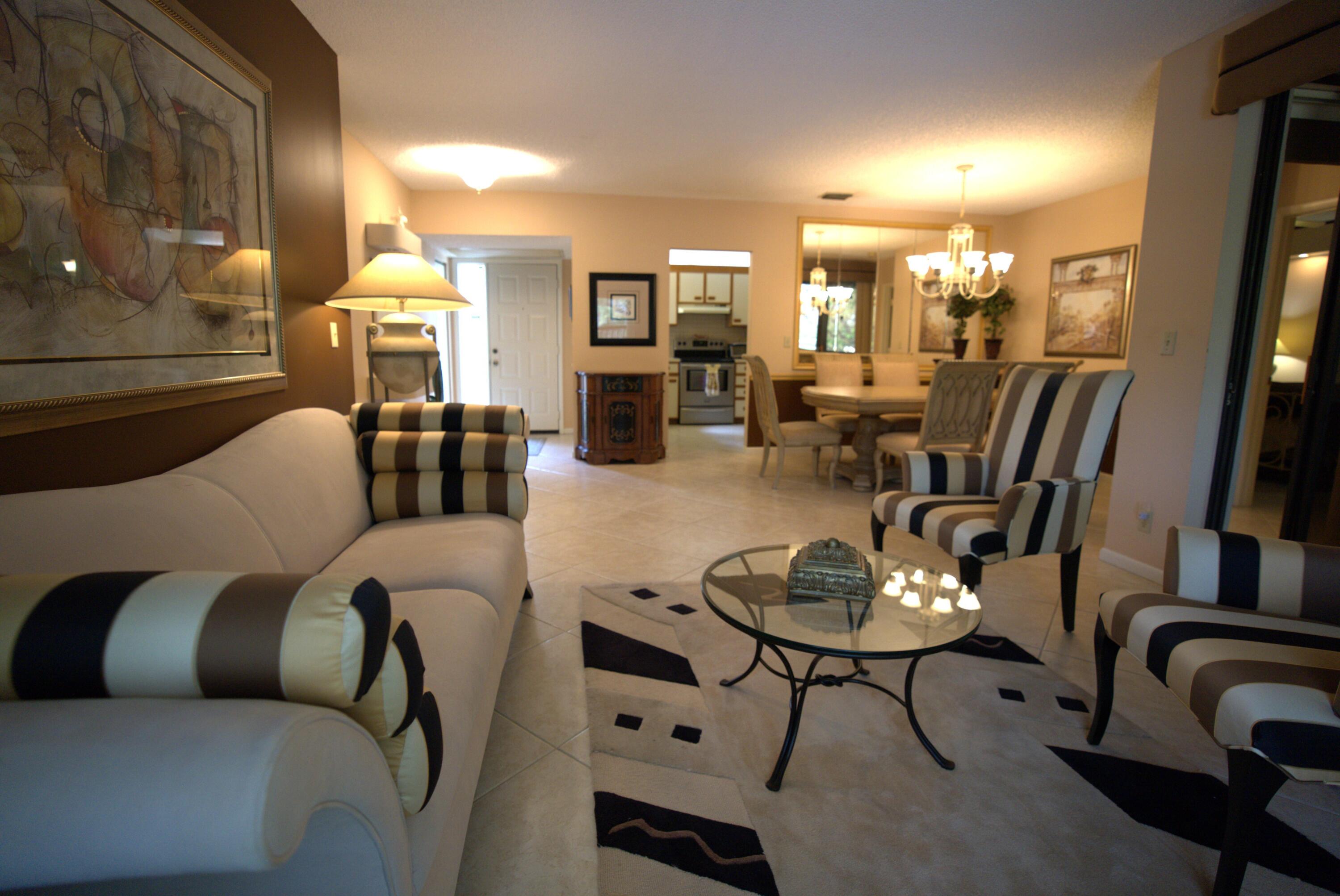 APPLEWOOD VILLAGE IV-D CONDO - Residential