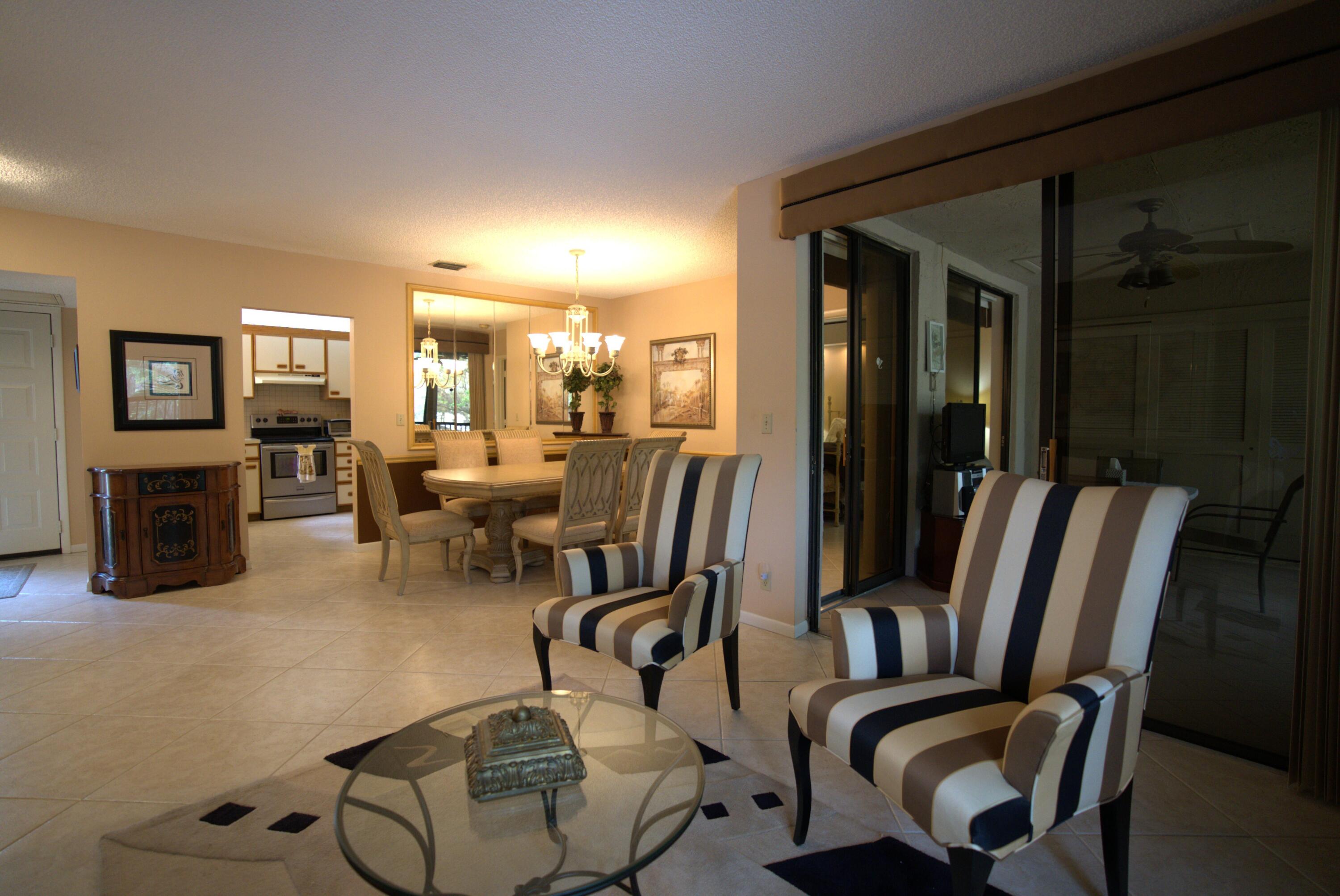 APPLEWOOD VILLAGE IV-D CONDO - Residential