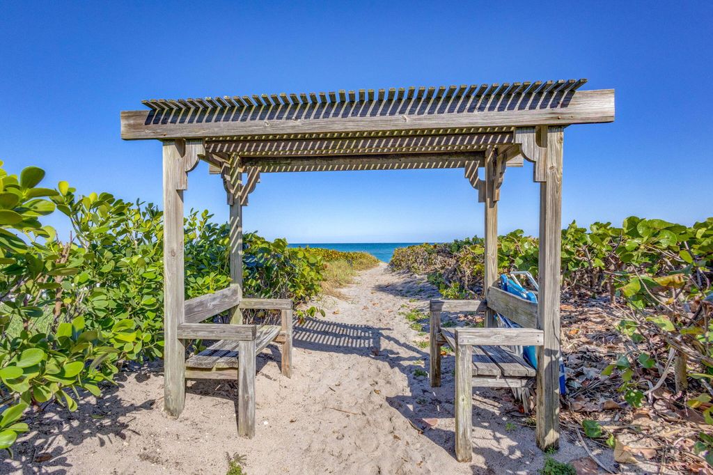 Photo of 240 Celestial Way #5, Juno Beach, FL 33408 (MLS # R11073477)