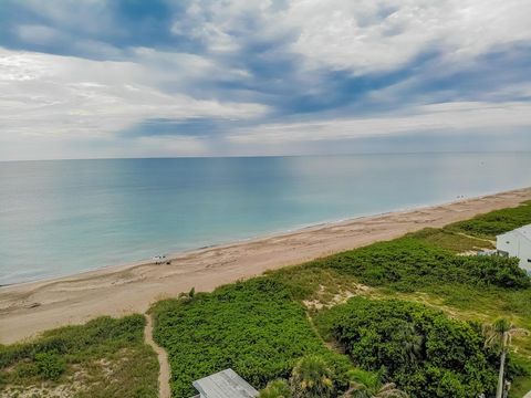 A home in Hutchinson Island