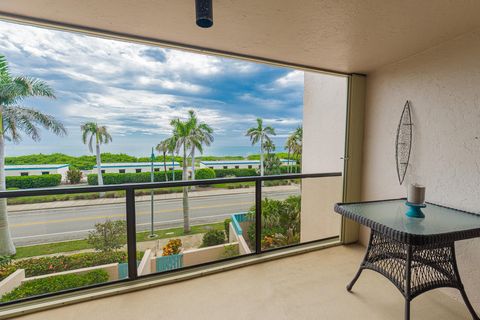 A home in Hutchinson Island