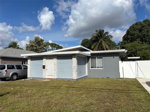 935 NE 33rd St Oakland Park FL 33334