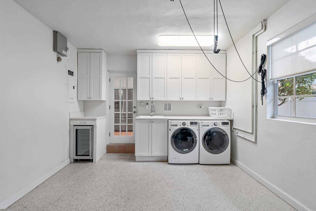 DELRAY BEACH ESPLANADE - Residential