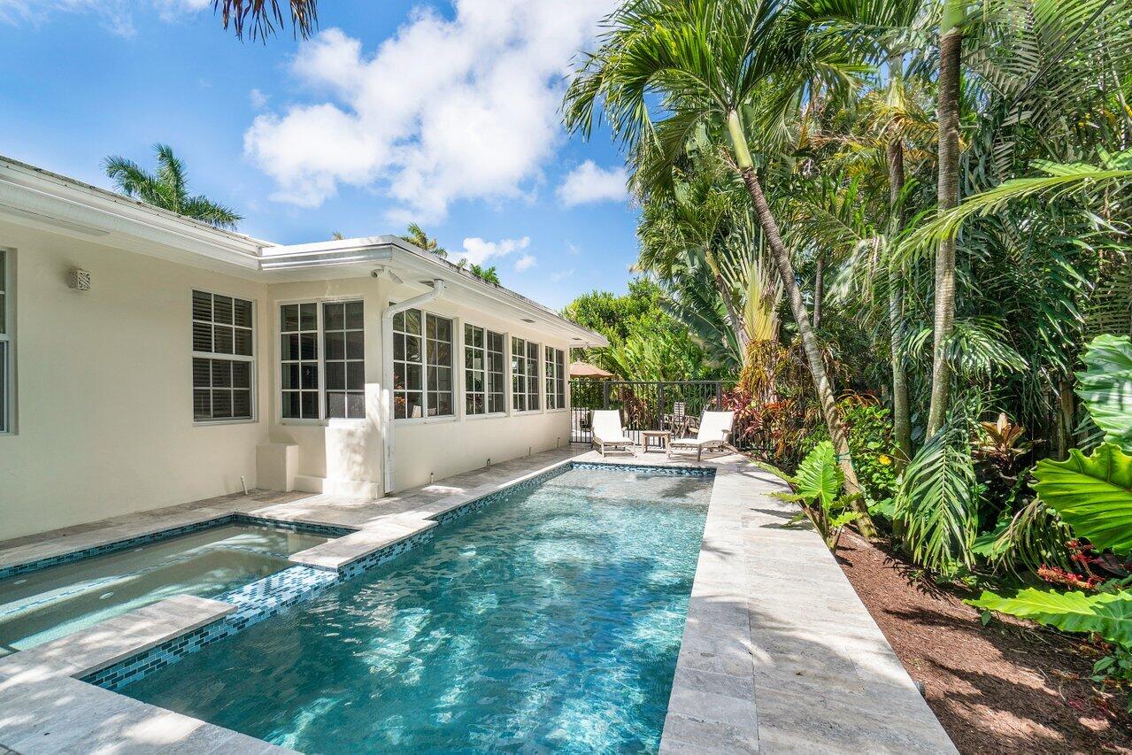 DELRAY BEACH ESPLANADE - Residential